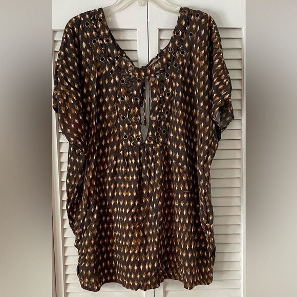 Anthropologie Graham Keegan Short Sleeve Key Hole Tunic Size Small - Picture 3 of 7